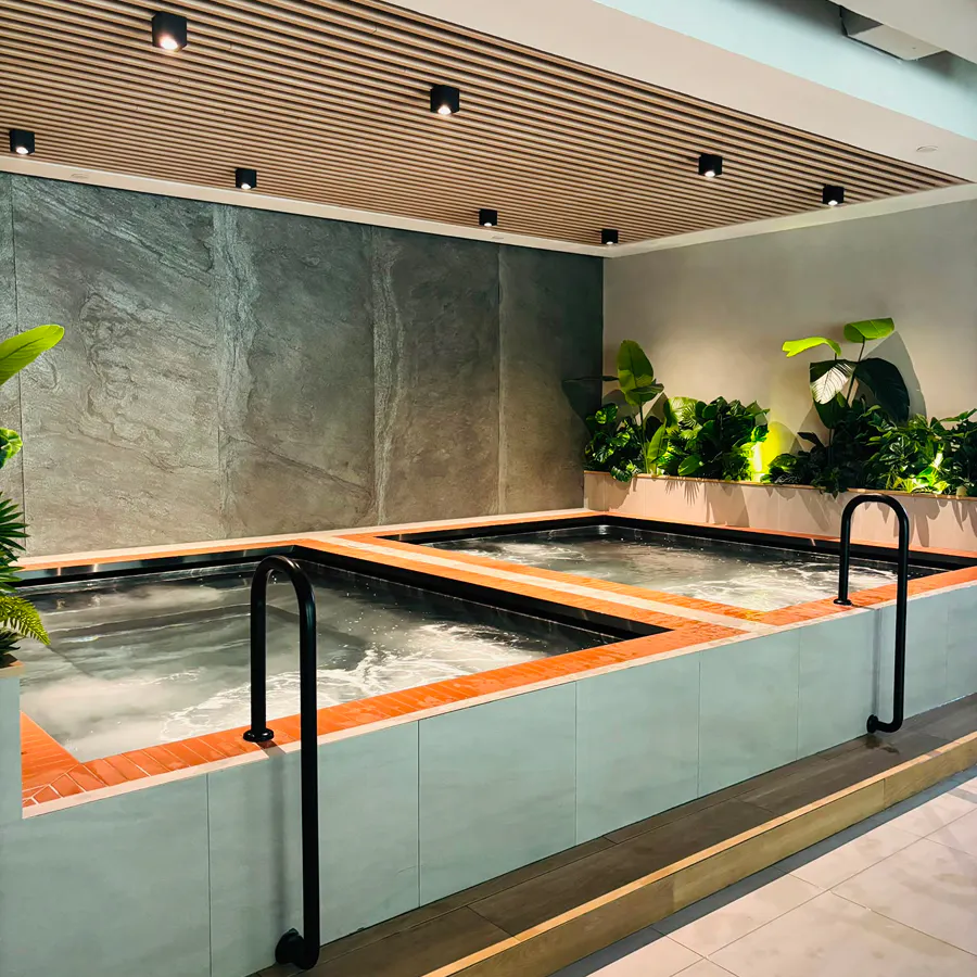 The Ice Bath Club, Alexandra